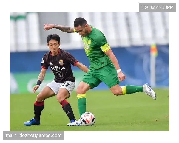 亚冠球队防守组织紧凑性对比 区域联防与盯人防守选择